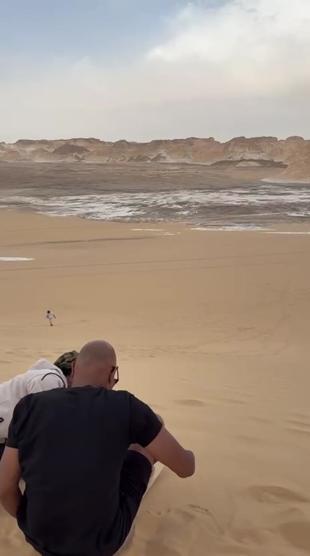 Out into the desert — frame from Sekhmet’s existing video